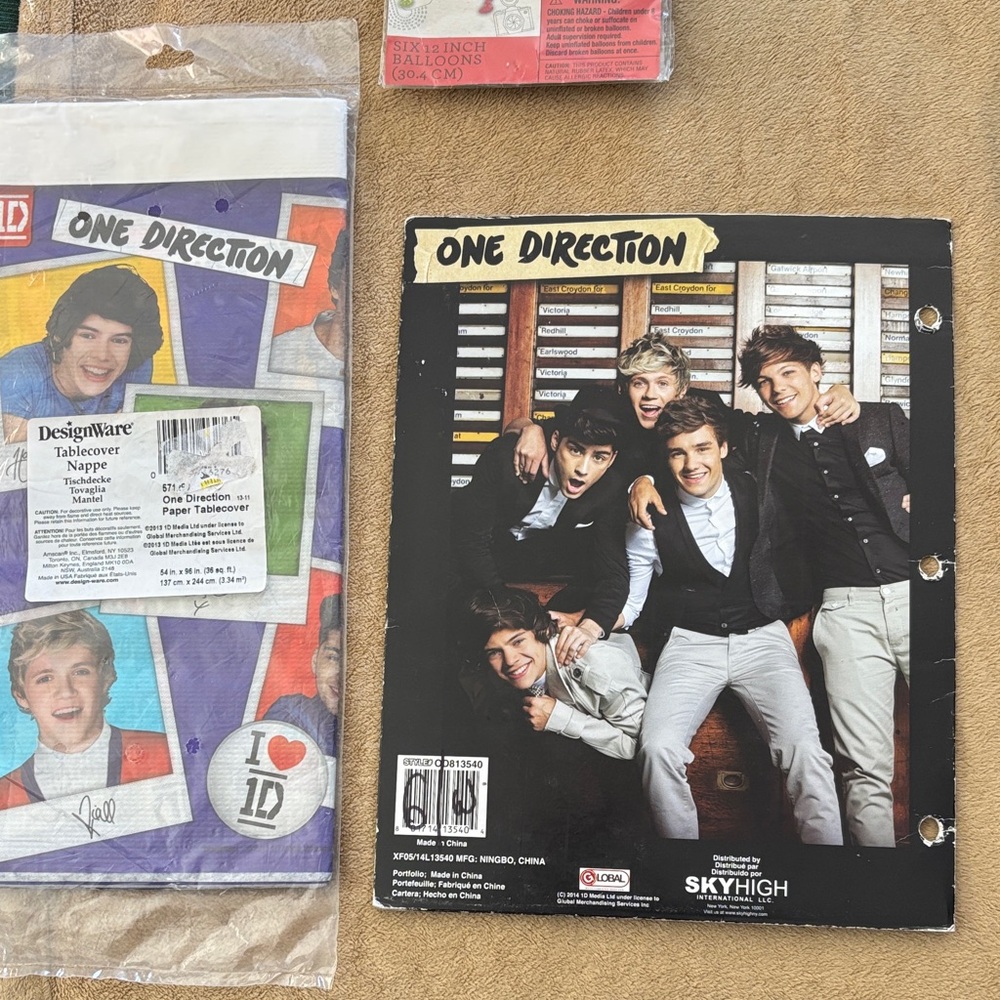 One Direction Memorabilia Set - Picture 3 of 3